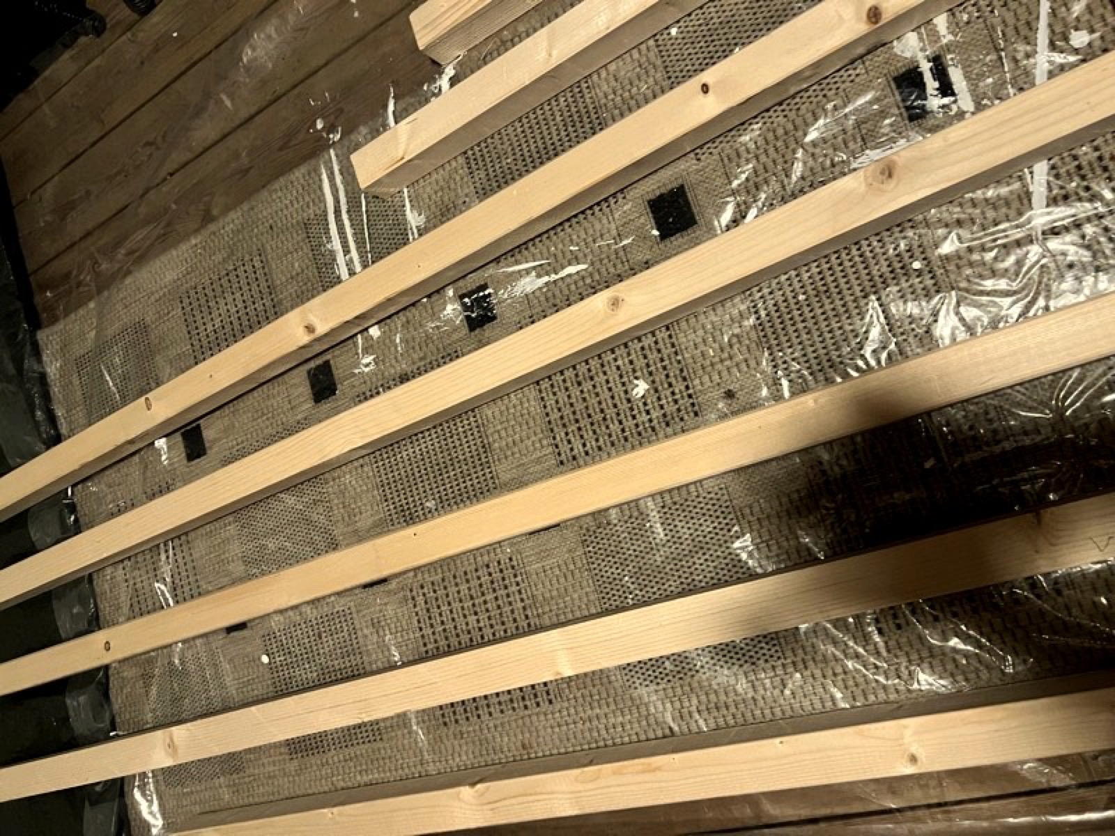 Ubeisede planker tørker